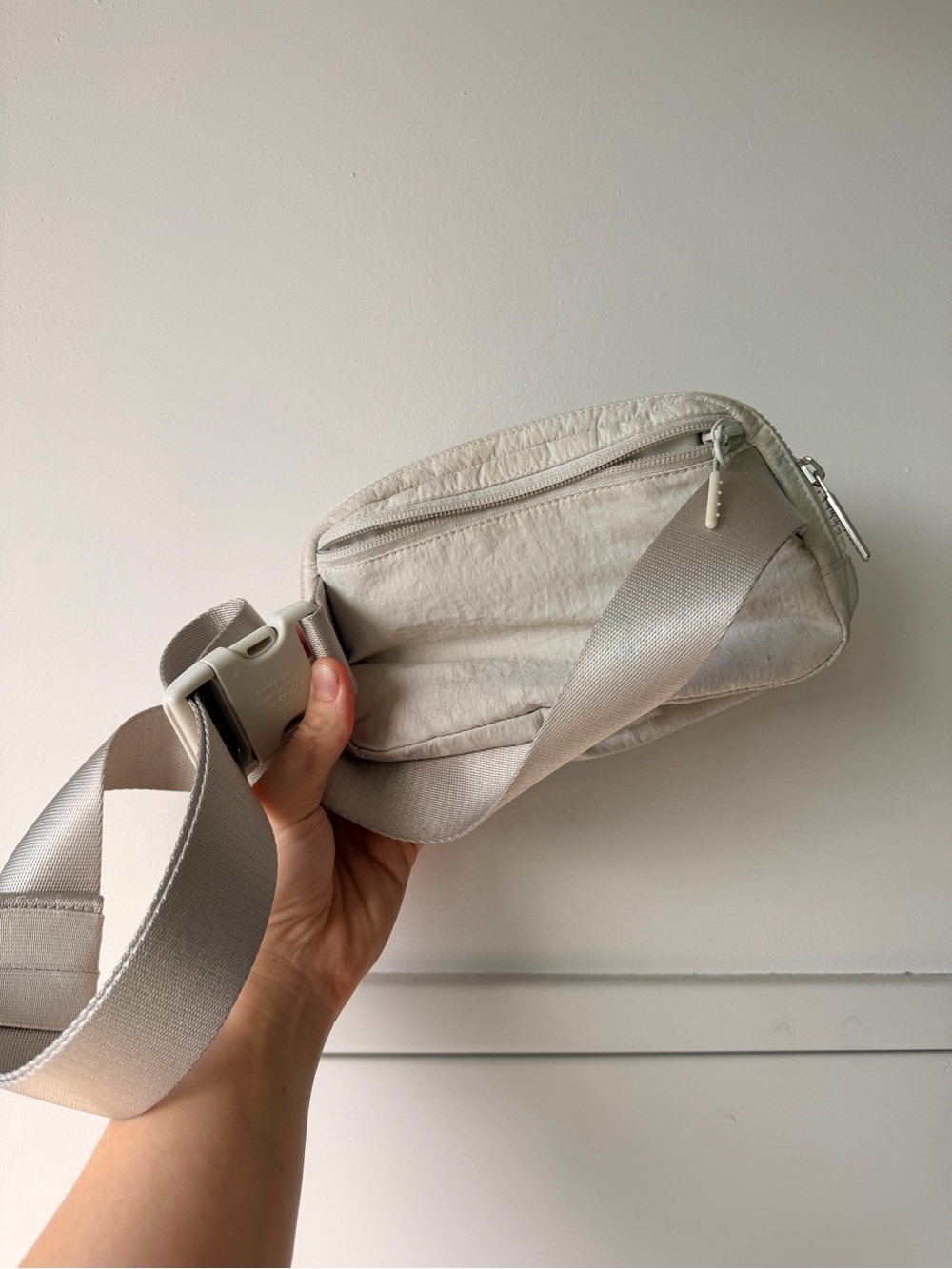 lululemon athletica Everywhere Belt Bag - Picture 3 of 7